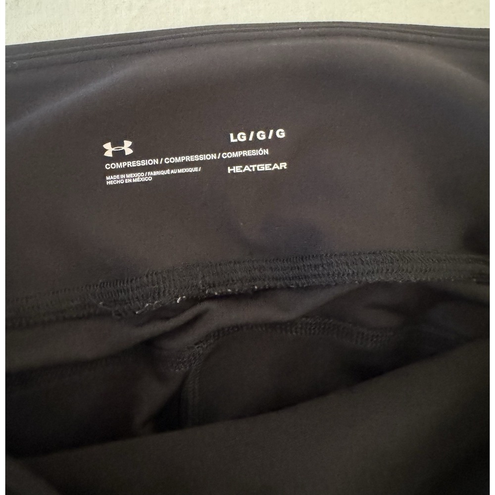 Under Armour Black Capris Leggings Womens Large Logo Pink Sides Compression - Picture 2 of 5